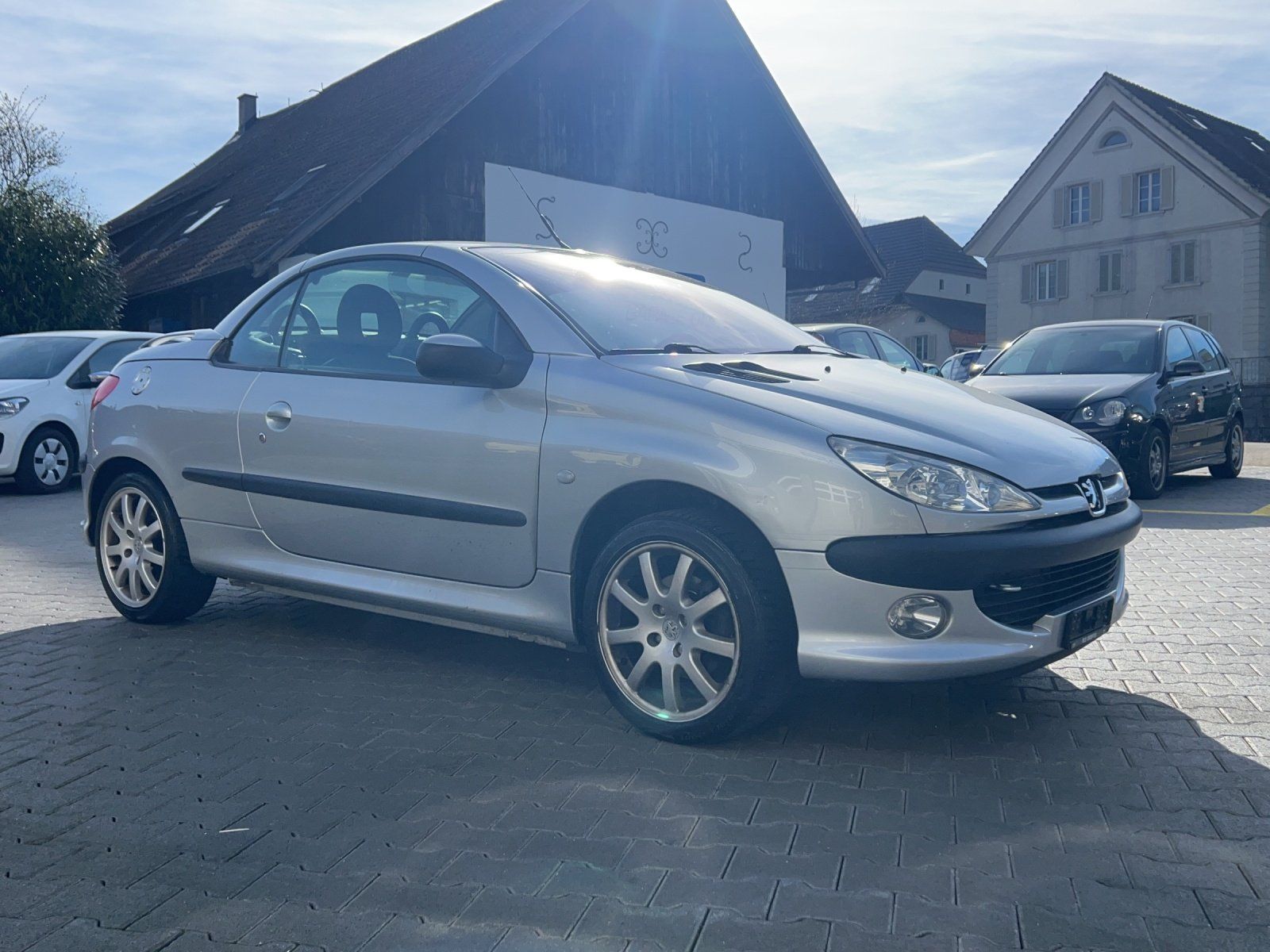Peugeot Autos: Peugeot 206 2.0 Cabrio – Gebraucht aus Kölliken von  3