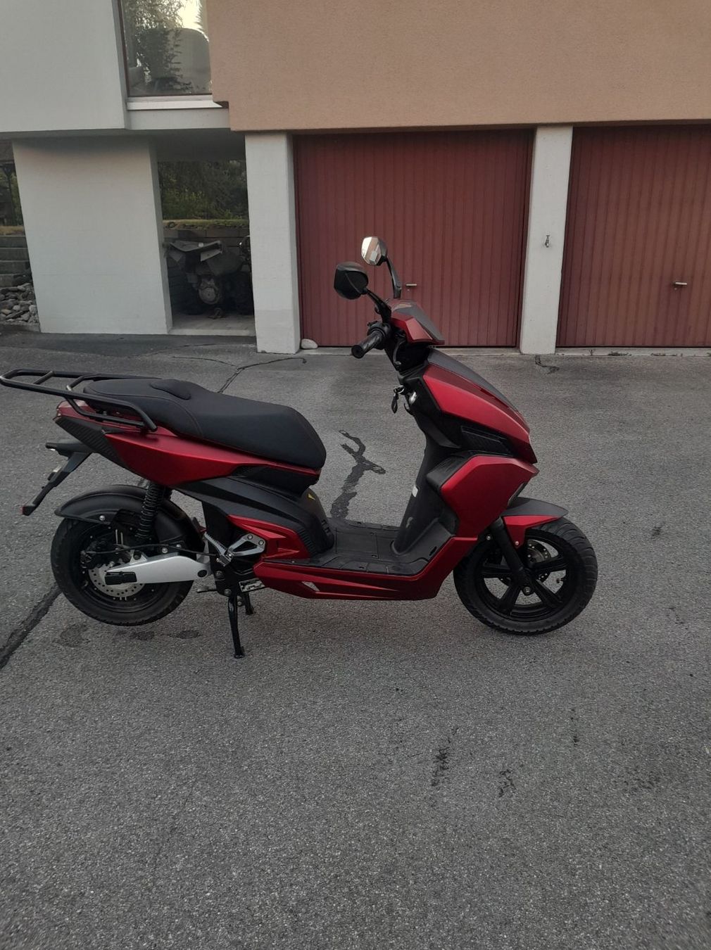 Scooters: E roller – Gebraucht aus Beromünster von vad_d6t8 1
