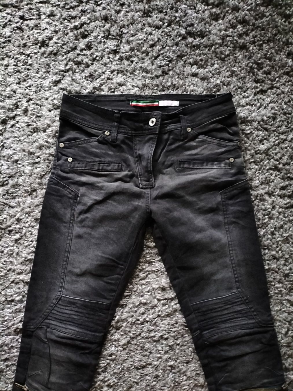 Please Jeans Pantaloni: trendige Hose von Please – Usato da Sins venduto da Taschending 1