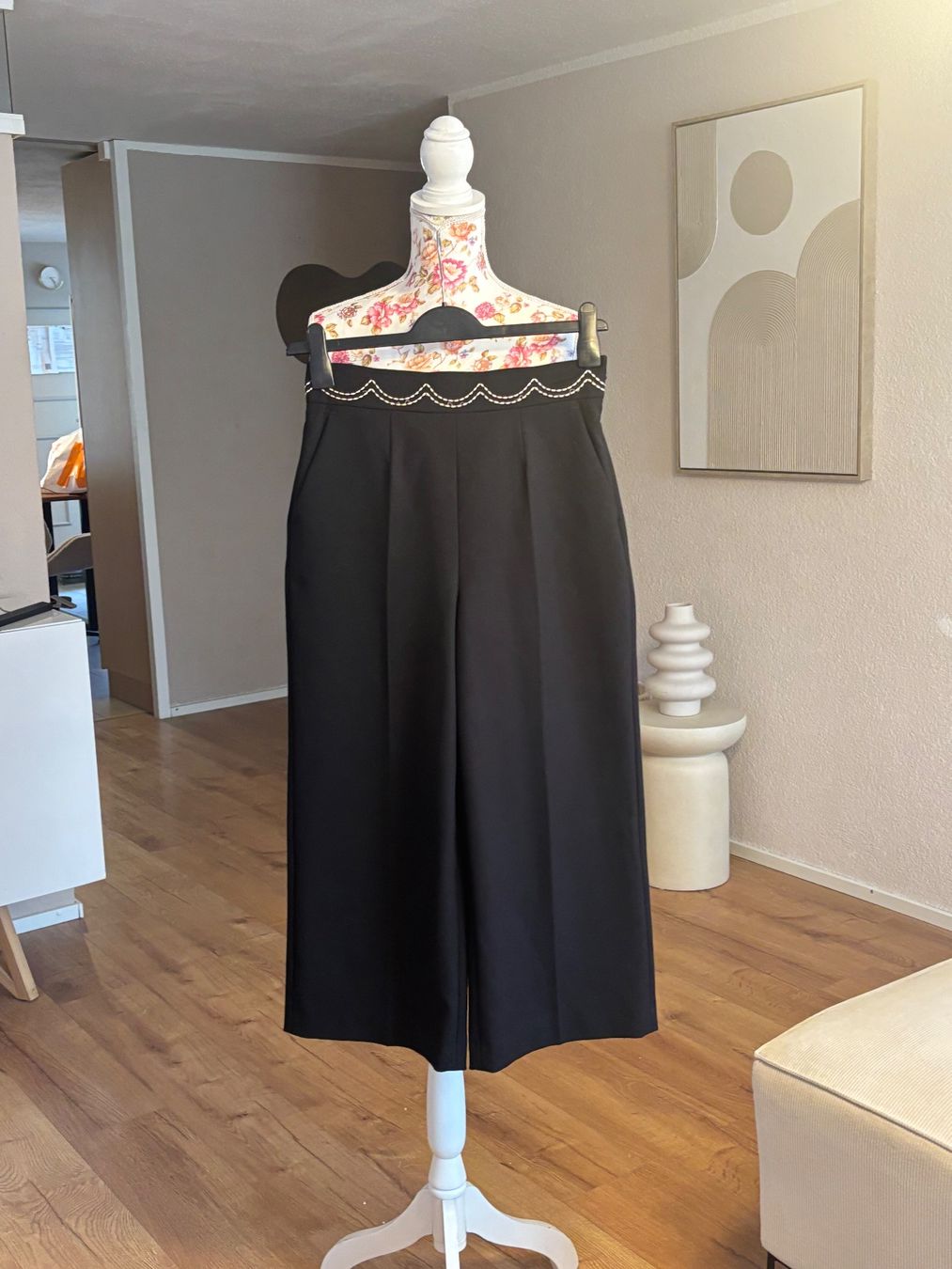 Valentino Pantalons: Red Valentino Culotte – D'occasion à St. Margrethen SG par dijanaO