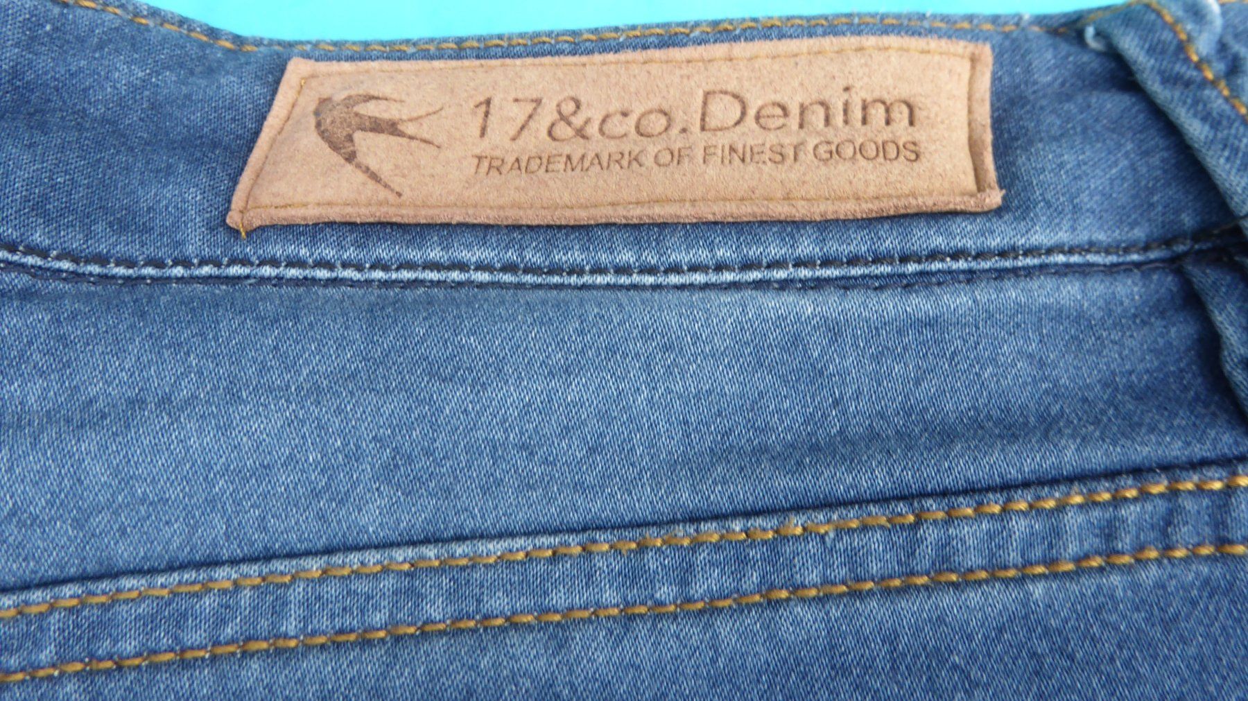Jeans: Jeans kurze Hose 17&co Gr 38 Bund 40cm – Gebraucht aus Sargans von Benziner 5