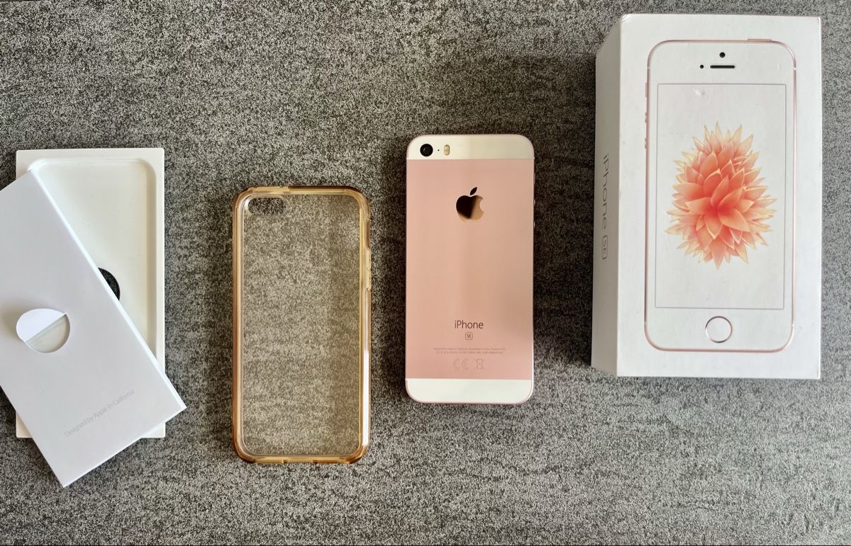 Apple Telefoni cellulari / Smartphones: iPhone SE 32gb Rose Gold 2016 model A1723 – Usato da Langnau am Albis venduto da Luke_tahoo 3