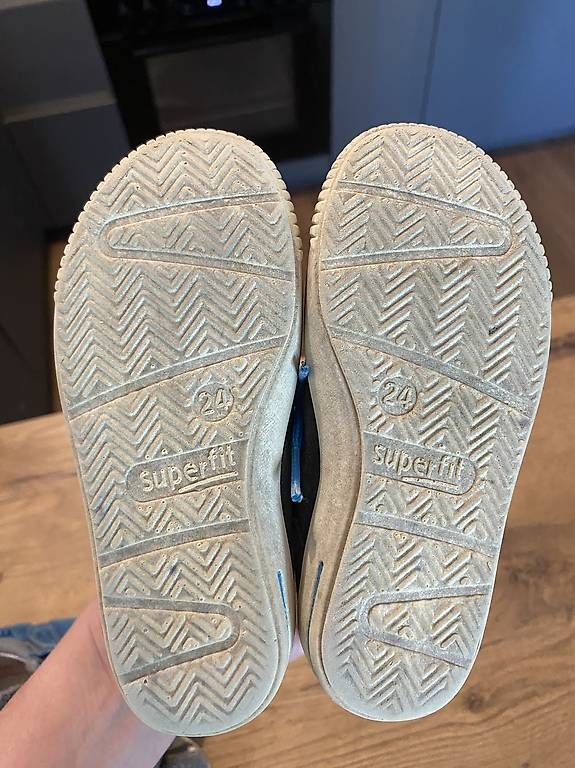 Superfit Scarpe per ragazzi: Superfit Sandalen und Schuh Gr.24 – Usato da Rebstein venduto da M.el 2