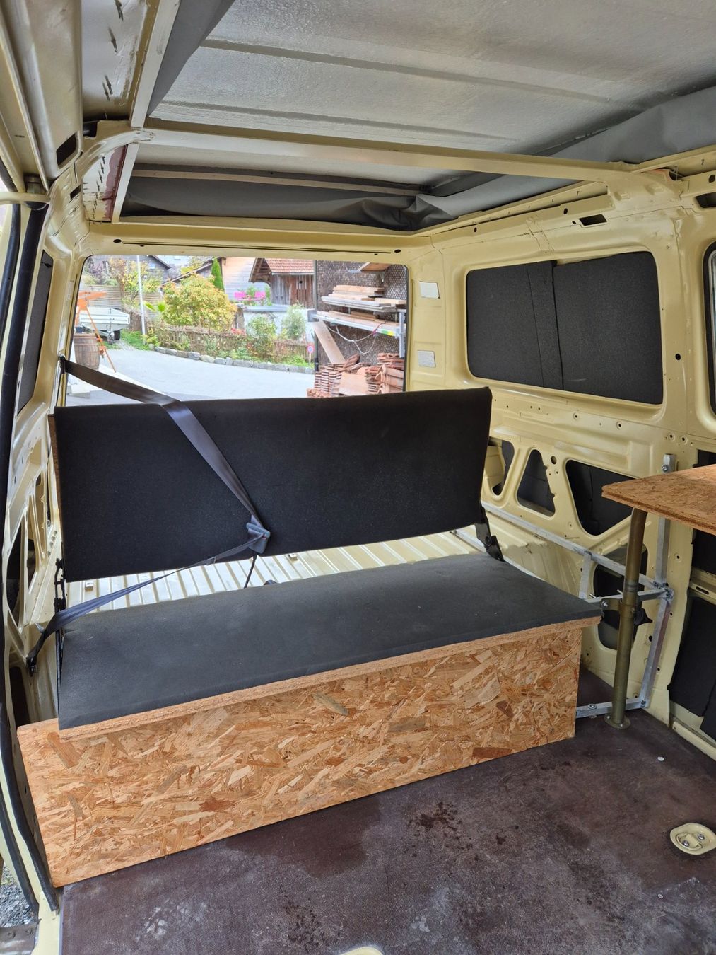 VW Camping Fahrzeuge: VW T3 Typ2 Bus – Gebraucht aus Brienzwiler von Outgo 6
