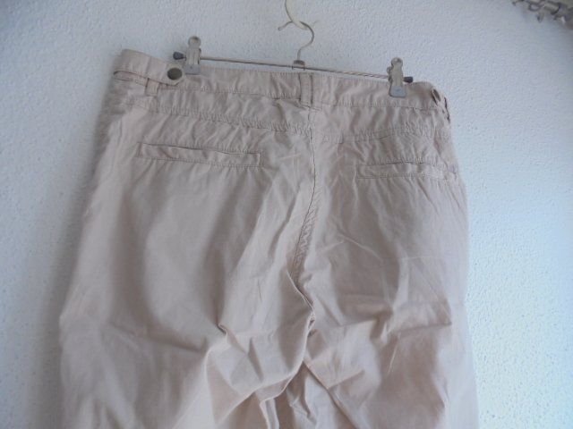 H&M Hosen: Hose beige Gr. 42 H&M Baumwolle – Gebraucht aus Hinwil von Glasperlen 3