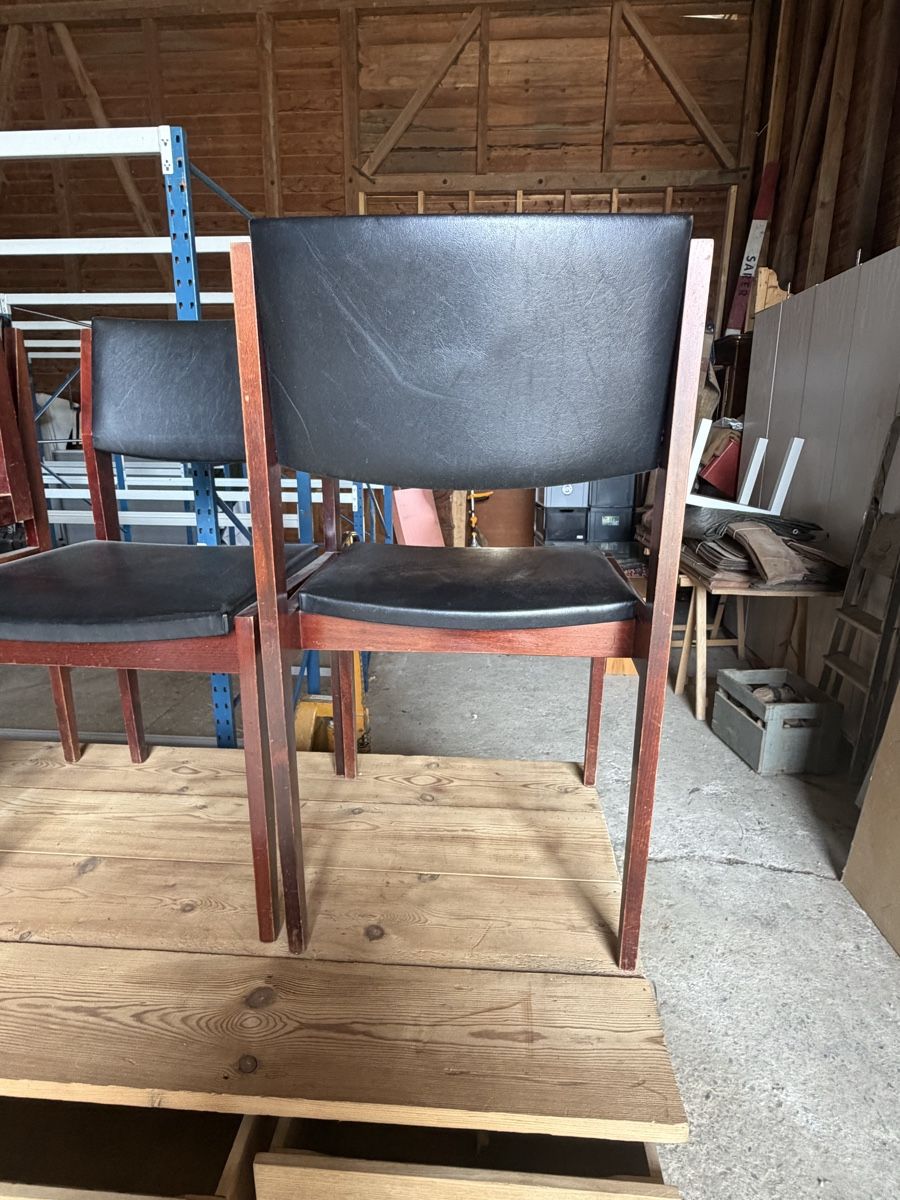 Sedie: Chaise Scandinave en hêtre teinté – Usato da Arnex-sur-Orbe venduto da Tutu1037 4