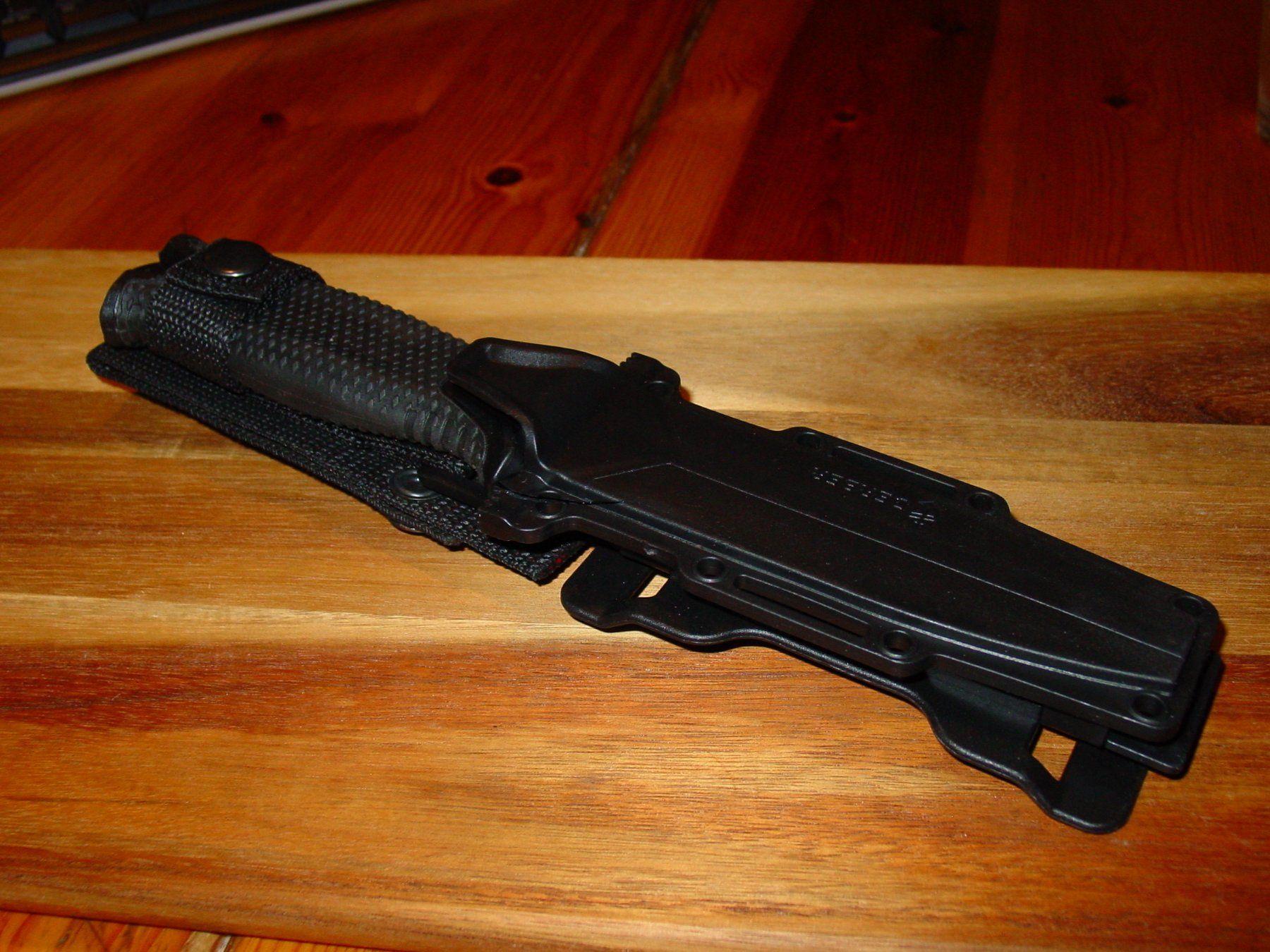 Coltellini militari: Militärisches Kampfmesser in schwarz – Nuovo (secondo la descrizione) da Ursenbach venduto da rekruten-shop 1