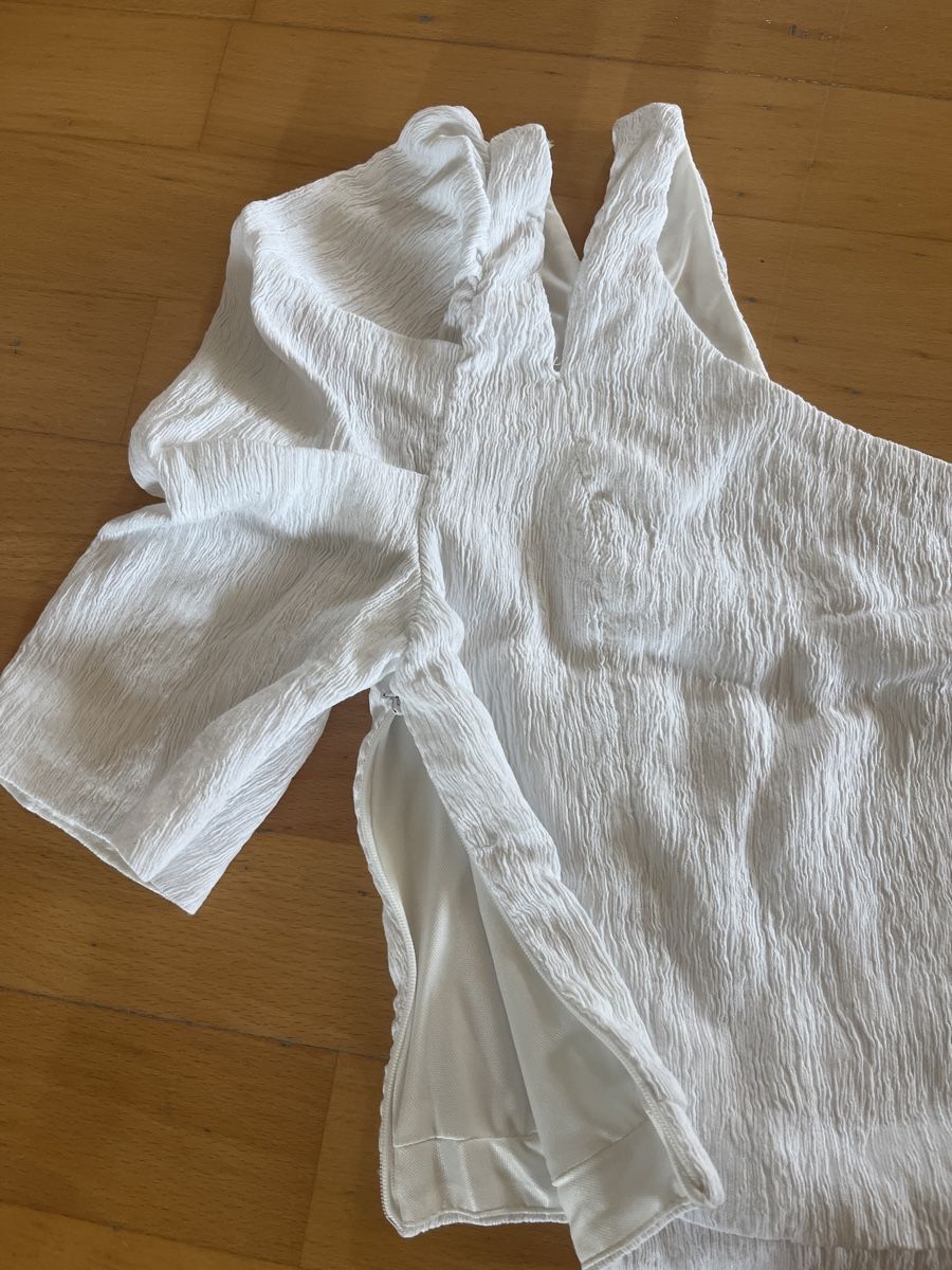 Zara Tops: Crop Top One Shoulder Zara – Gebraucht aus Kilchberg ZH von asrael02 2
