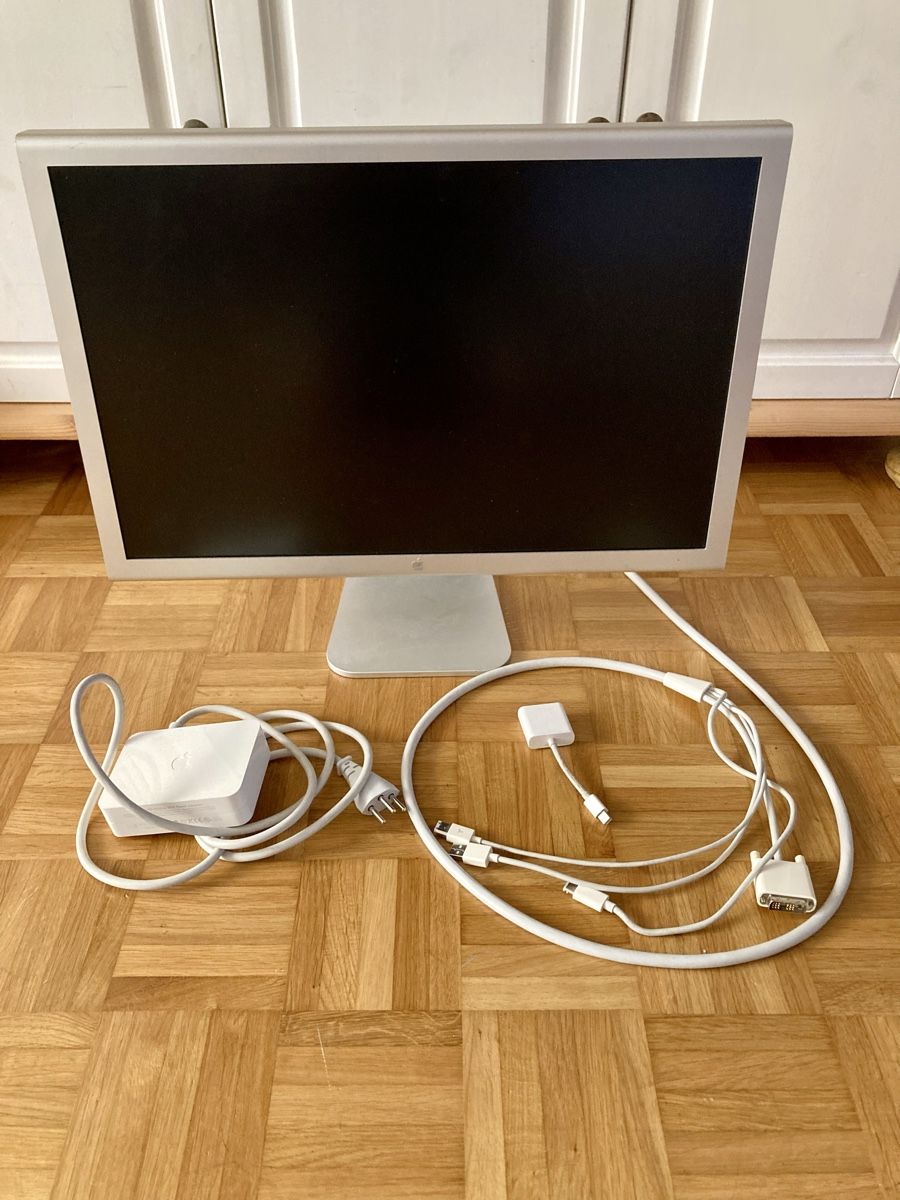 Ecrans: Apple Cinema HD Display 23 – D'occasion à Glattfelden par Pedals