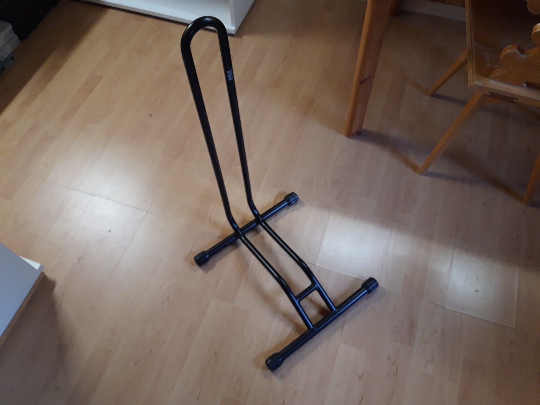 Var Rateliers à velo: Veloständer VAR PR-82000 – D'occasion à Meiringen par Babsi10