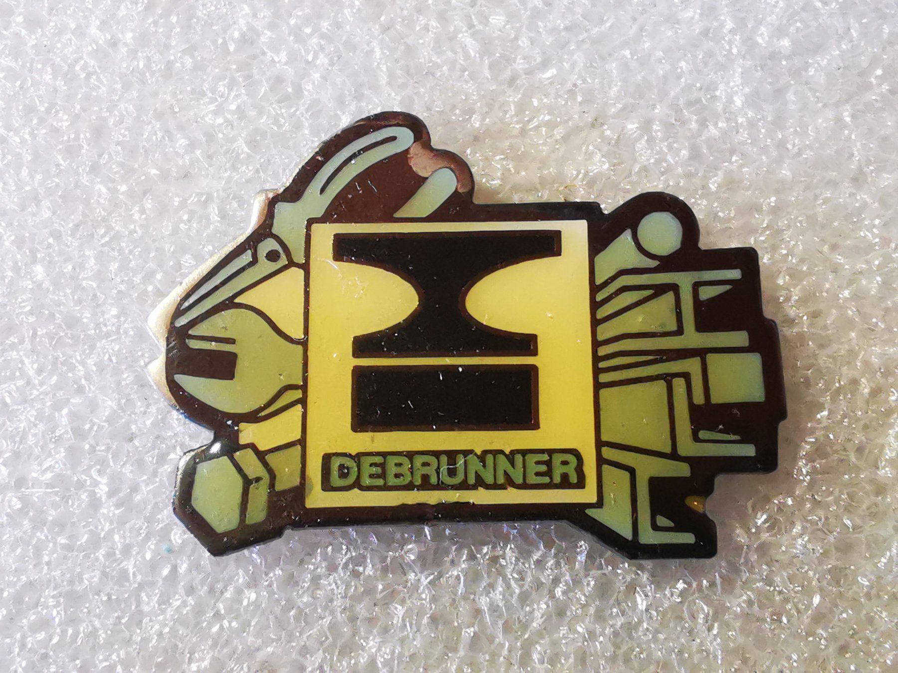 Plaketten & Abzeichen: Ansteckpin 101: Debrunner – Gebraucht aus Oppligen von Pin-Fall-Shop