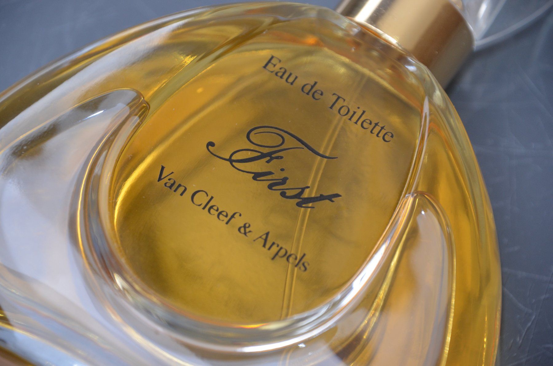 Van Cleef Profumi & Eau de Toilette: Van Cleef & Arpels First 100 ml  EdT – Usato da Collonges venduto da arashee 1