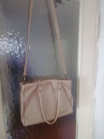 Damen Träger Handtasche. Leder. MARKE THINK