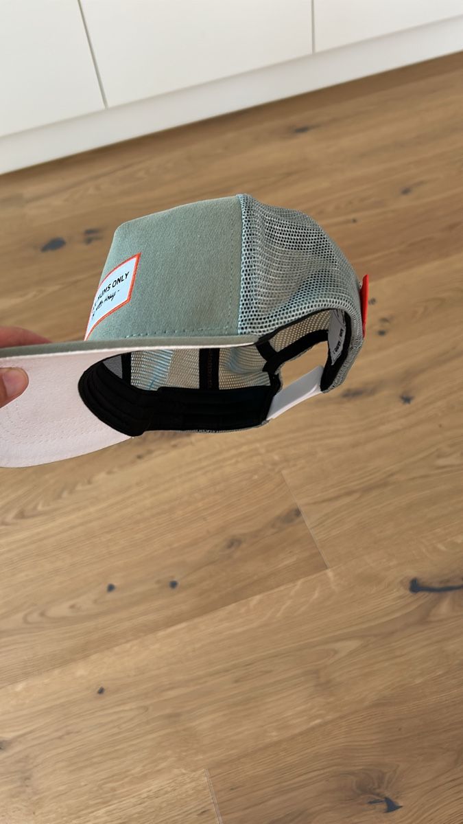 Sonstige Damenmode: Cape für Mum's von Hello Hossy – Neu (gemäss Beschreibung) aus Seengen von lynx4 3