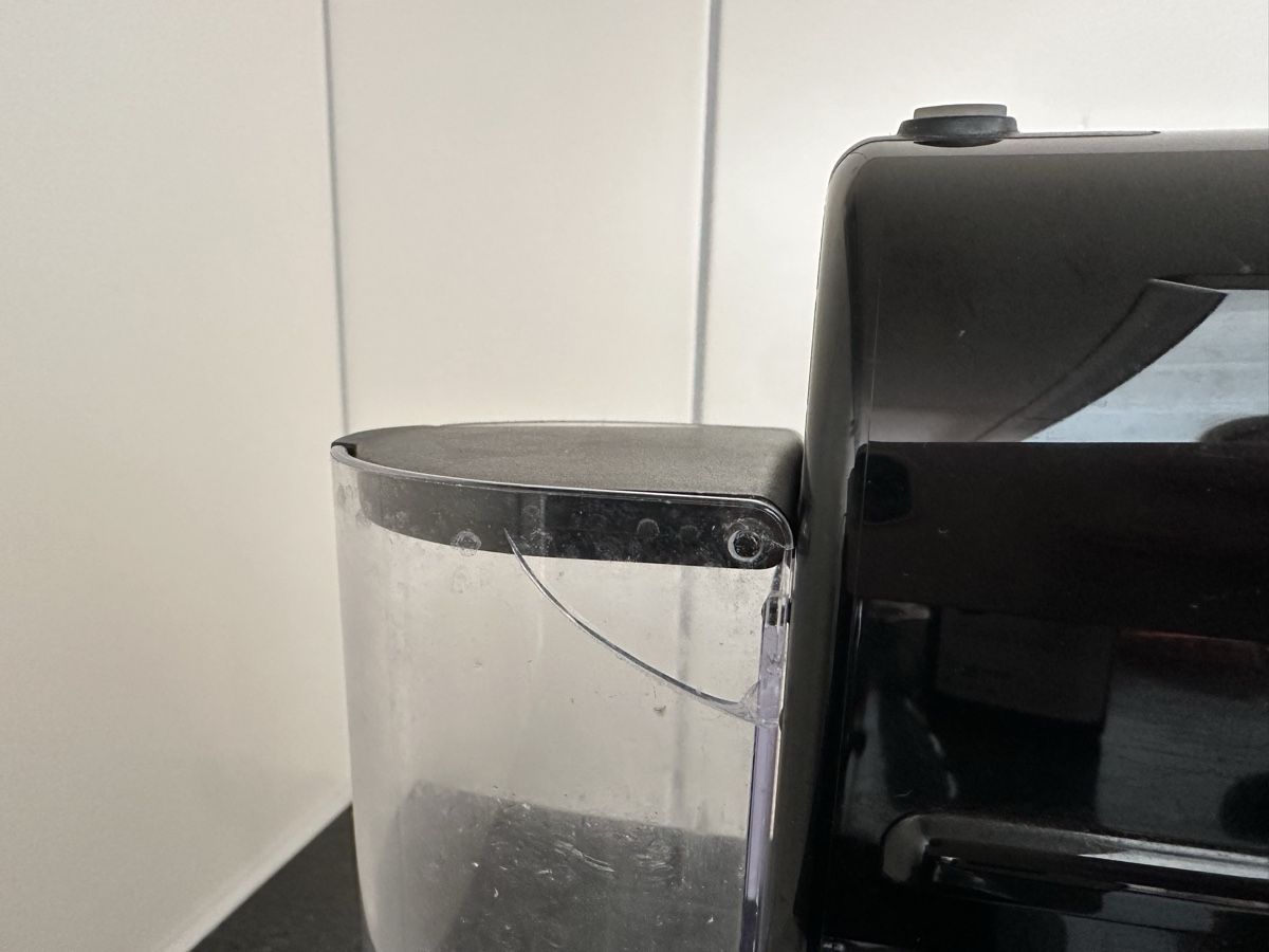 De'Longhi Macchine per caffè & Macchine per espresso: Nespresso DeLonghi Kaffeemaschine, Schwarz – Usato da Küssnacht am Rigi venduto da fulLhouse21 2