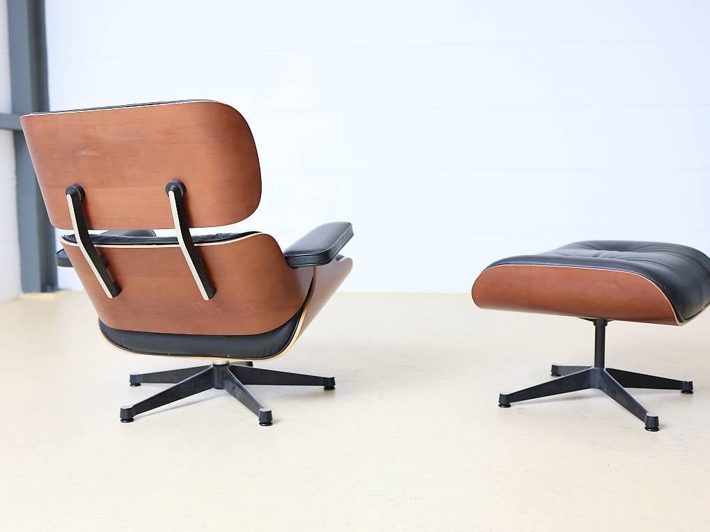 Vitra Poltrone: Eames Lounge Chair von VITRA – Usato da Meinisberg venduto da atelier_TILIJA 1