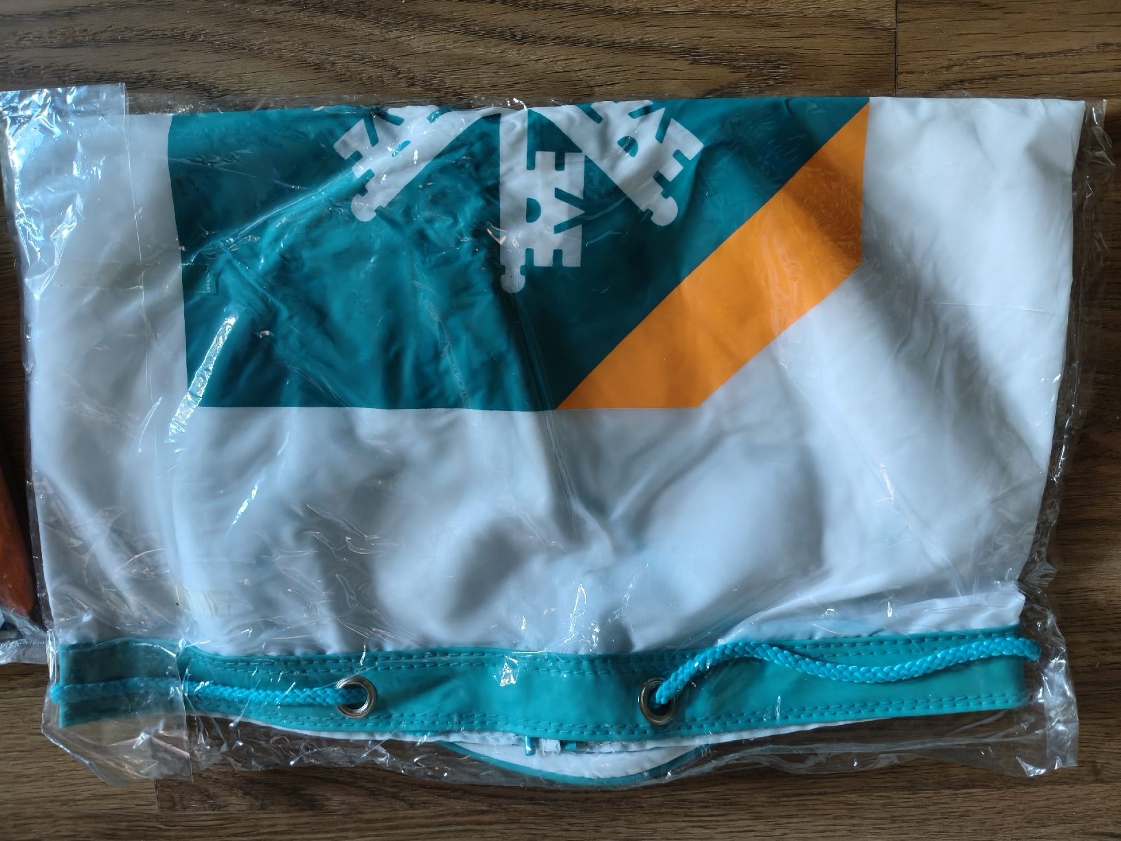 Taschen: Ball und Badesack – Neu und originalverpackt aus Stansstad von Falcon-Crest 2