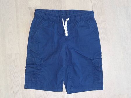 Kurze Hose Short Gr. 140 Zwillinge