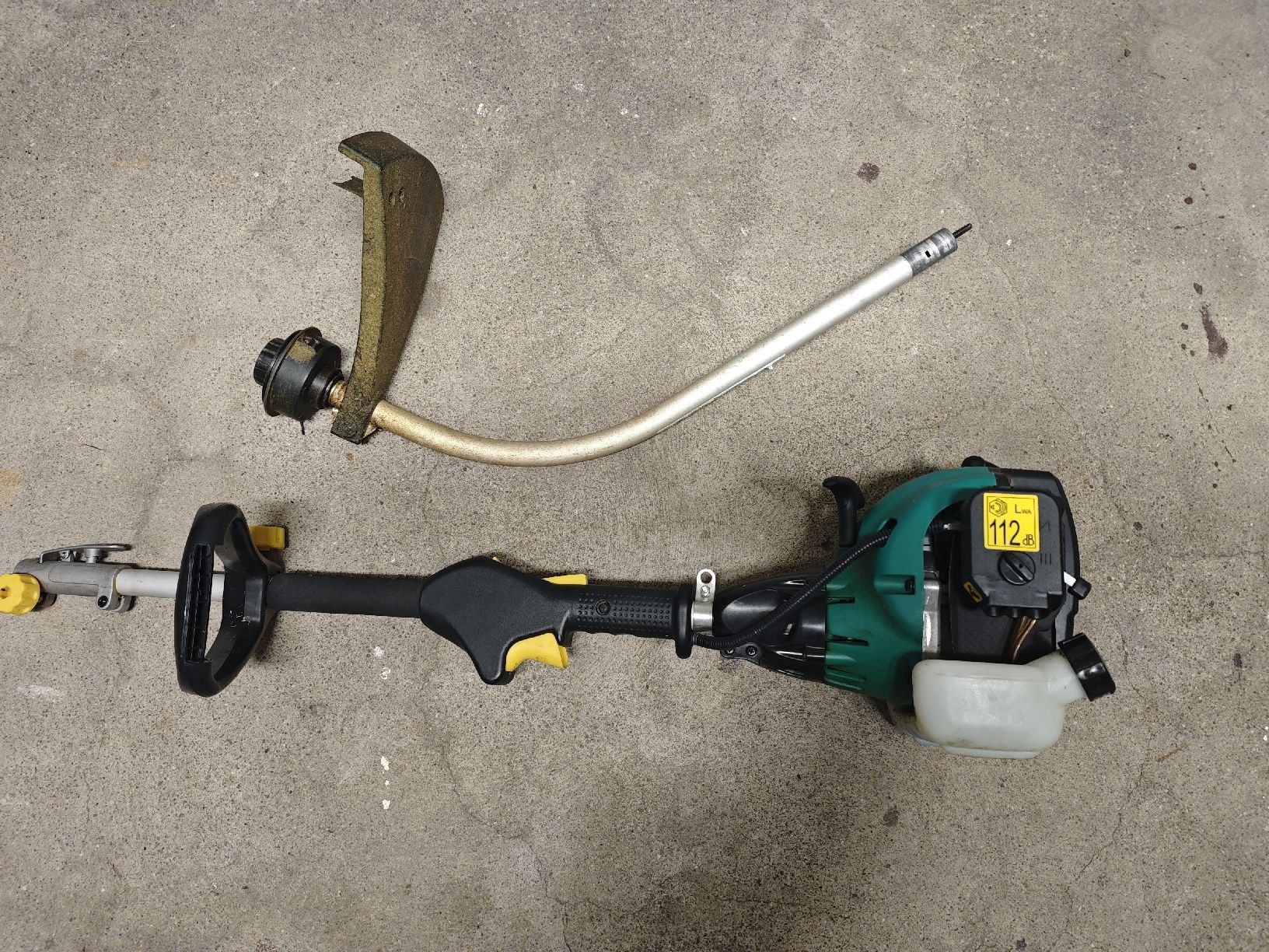 Tagliaerba: Benzin-Trimmer Okay – Usato da Gross venduto da den_8mj7 1