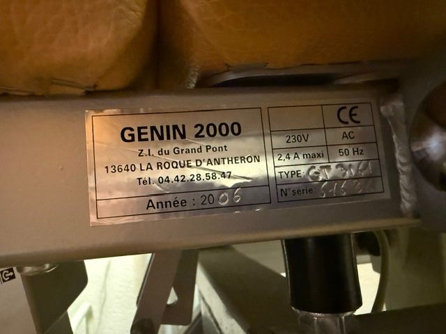 Fauteuils de soin: Table d'ostéopathie professionnelle Genin – Neuf (Voir description) à Enges par cordec 7