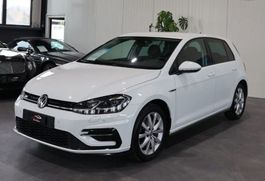 VW Golf 1.5 TSI EVO R-Line