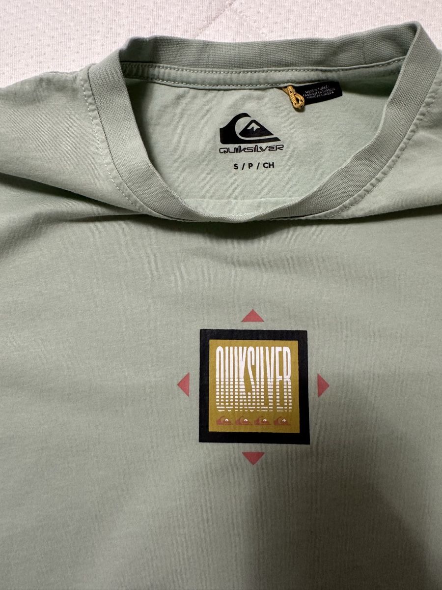 Quiksilver T-shirt: QuickSilver T-Shirt 2 stk – Usato da Frümsen venduto da Swissline90 1