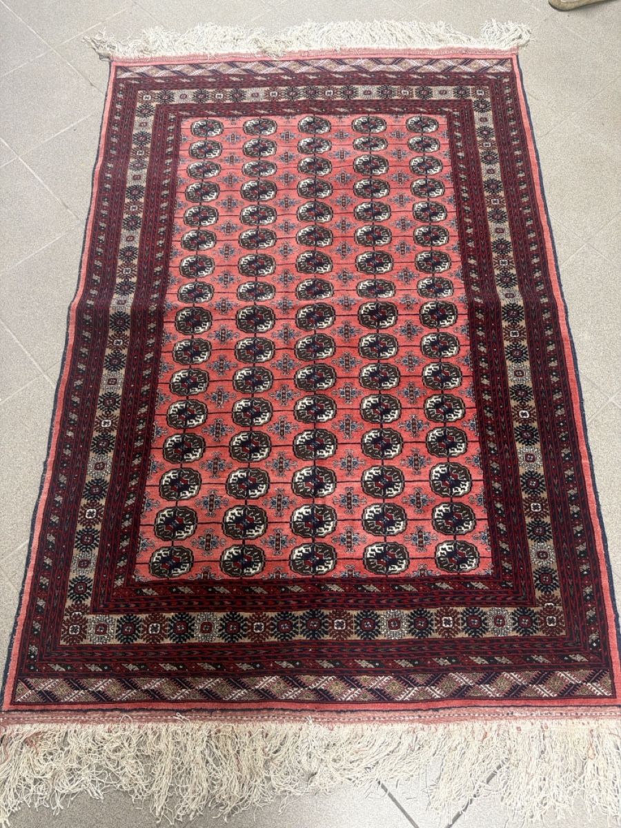 Tappeti: Tapis oriental fait main  – Usato da Bôle venduto da K200C