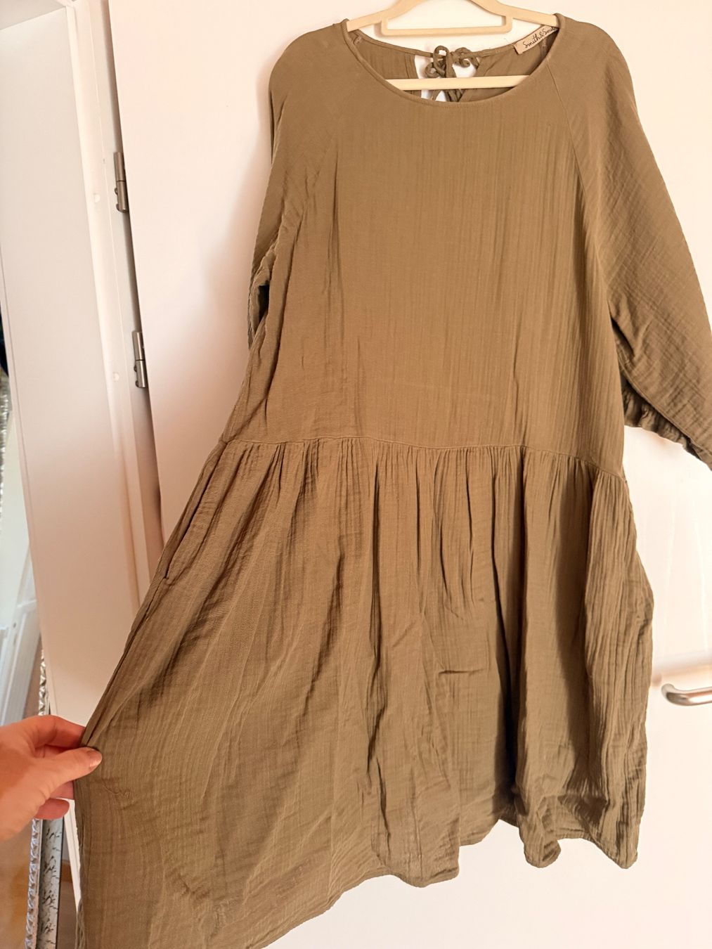 Robes: Kleid von Smith & Soul – D'occasion à Mastrils par Laura8sevilla 1