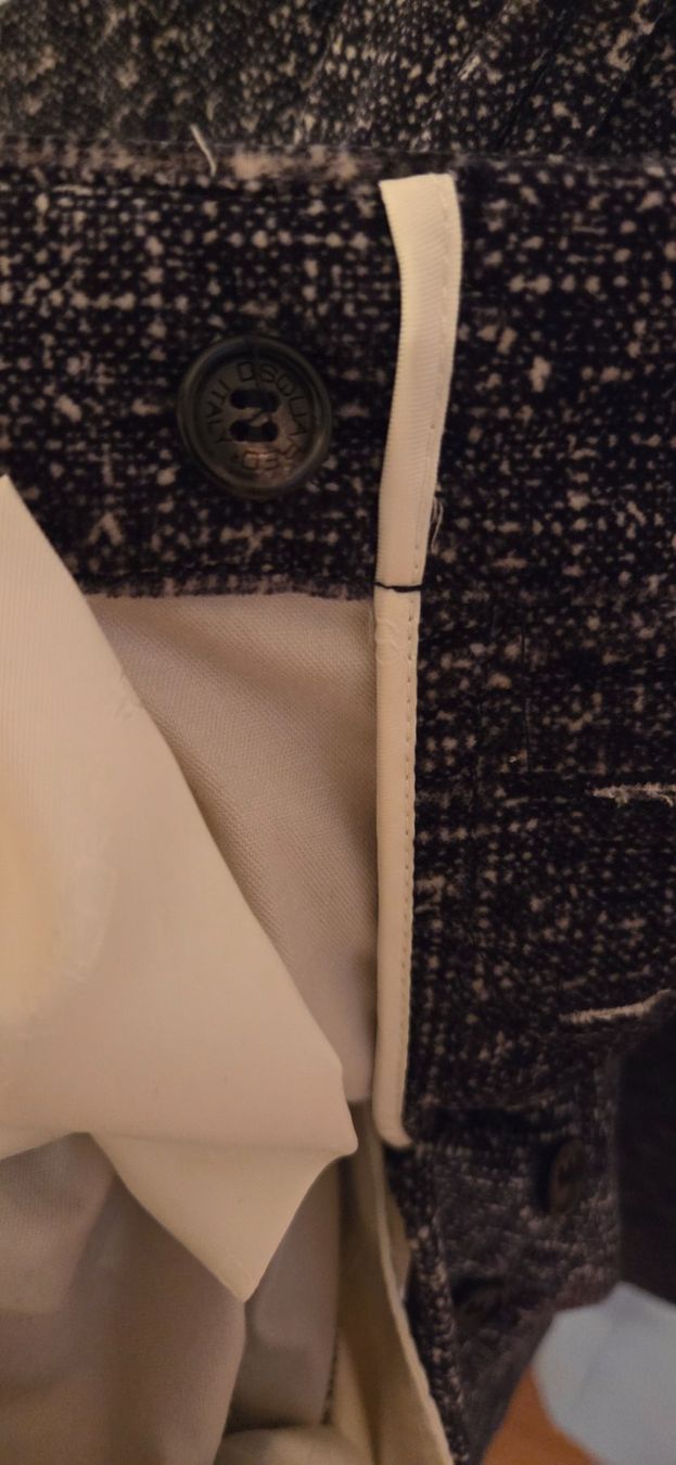 Pantaloni: Samthose DSQUARED2 Dreiviertellänge, NEU, Gr. 40 – Nuovo e nell'imballaggio originale da Wettswil venduto da doe_x6nz 5