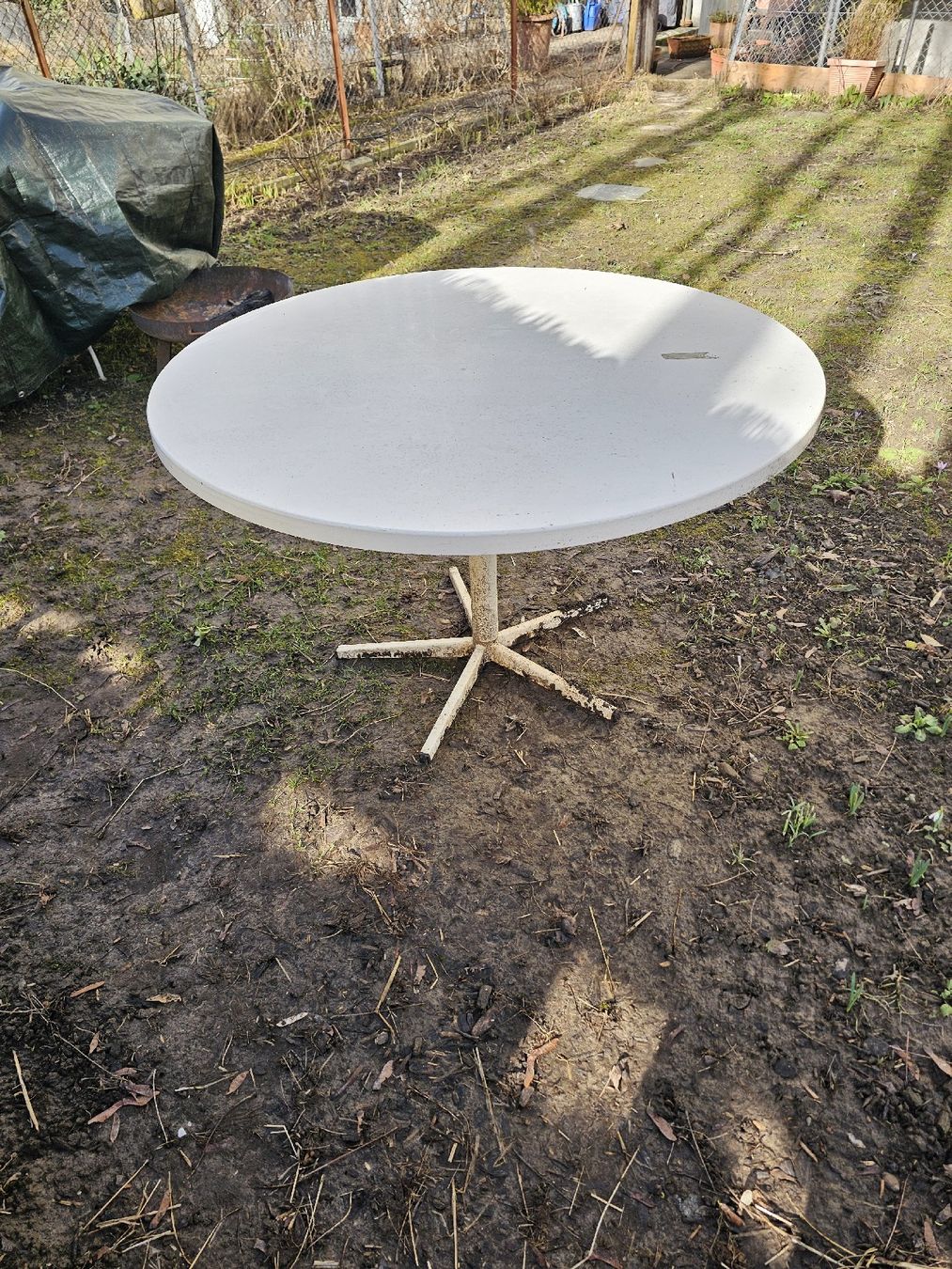 Tische: Gartentisch – Gebraucht aus Bern von dav_w85d