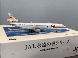 JAL Boeing MD-11 J-Bird Modell 1:500