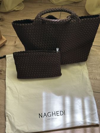 NAGHEDI Handtasche braun mit Pochette, Staubbeutel fast neu