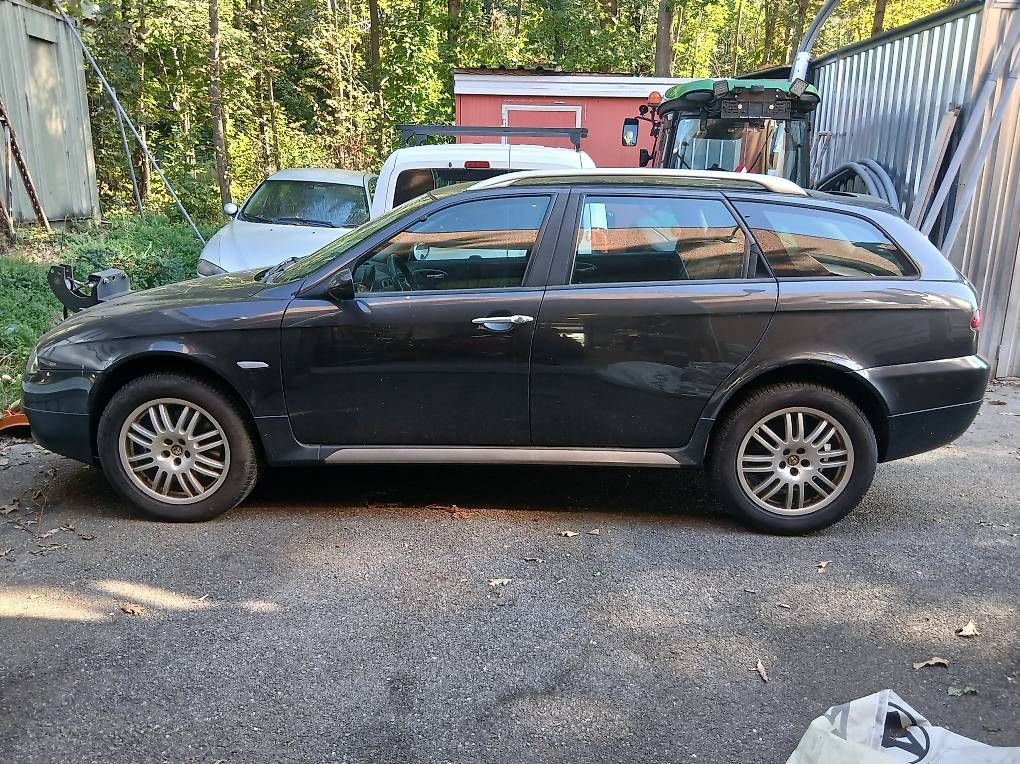 Automobili: Alfa romeo 156 Q4 – Usato da lodrino venduto da garage_brunelli_sagl
