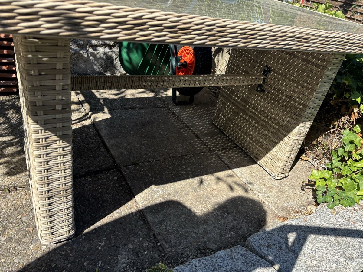 Tische: Gartentisch Rattan gebraucht – Gebraucht aus Aesch (Neftenbach) von franziskaroehr 2