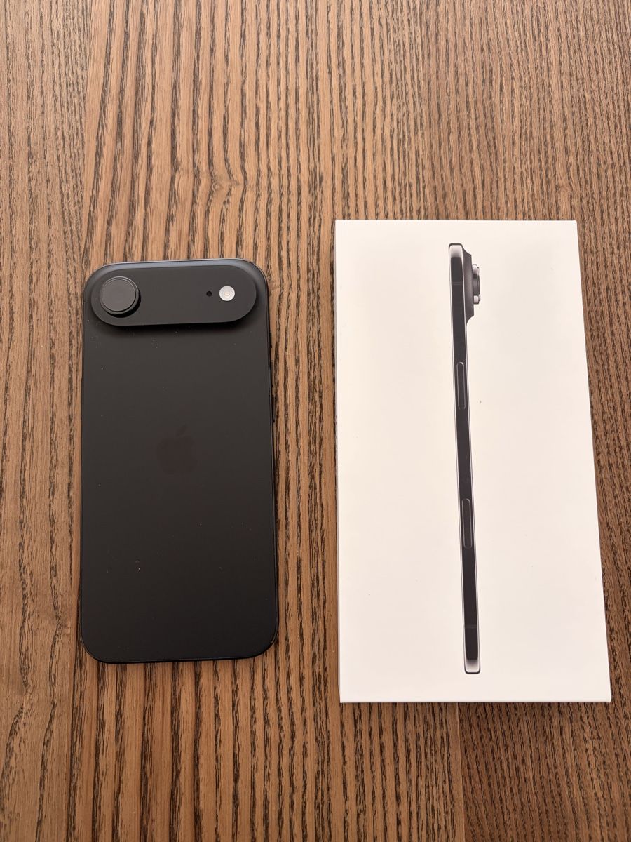 Apple Telefoni cellulari / Smartphones: iPhone 17 Air, 512 GB, Space Black – Usato da Winterthur venduto da Aquilon33 1