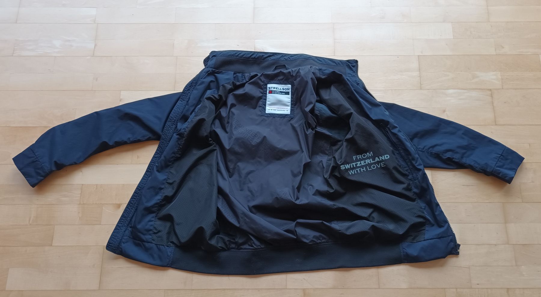 Strellson Vestes: Jacke, Strellson Lecce, Grösse 48, Navy – D'occasion à Eichberg par starbucks03 1