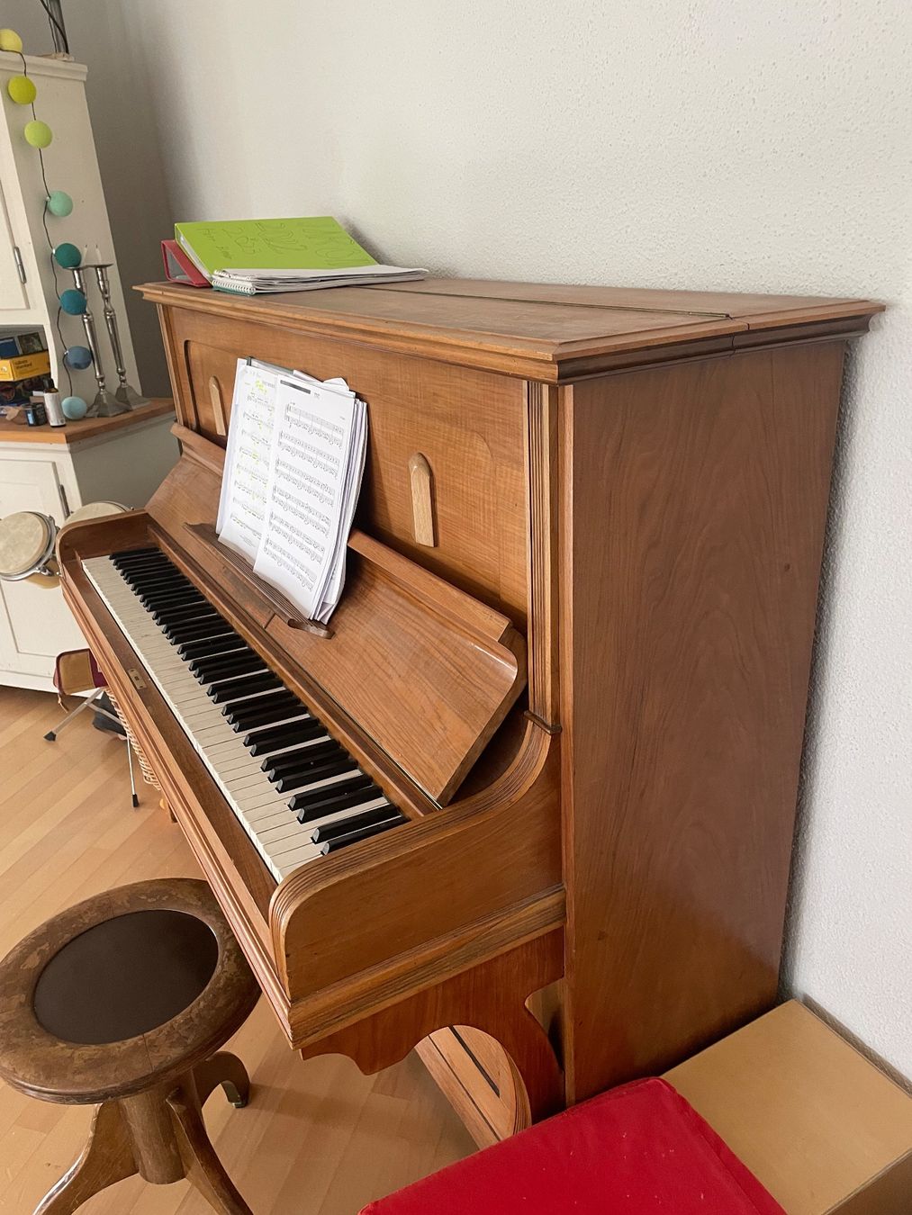 Strumenti musicali: Klavier – Usato da Henggart venduto da Schalk2