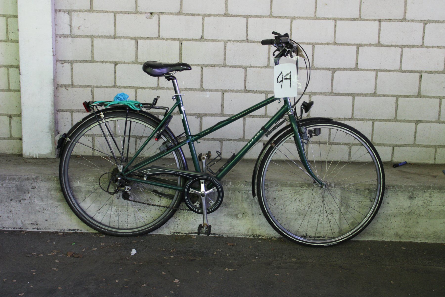 Vélos: Velo 44 – Défectueux à Winterthur par VeloordnungFundbuero