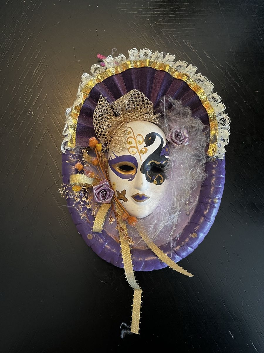 Maschere: Décoration masque vénitien ab 1.- – Usato da Les Evouettes venduto da ali_9n9p