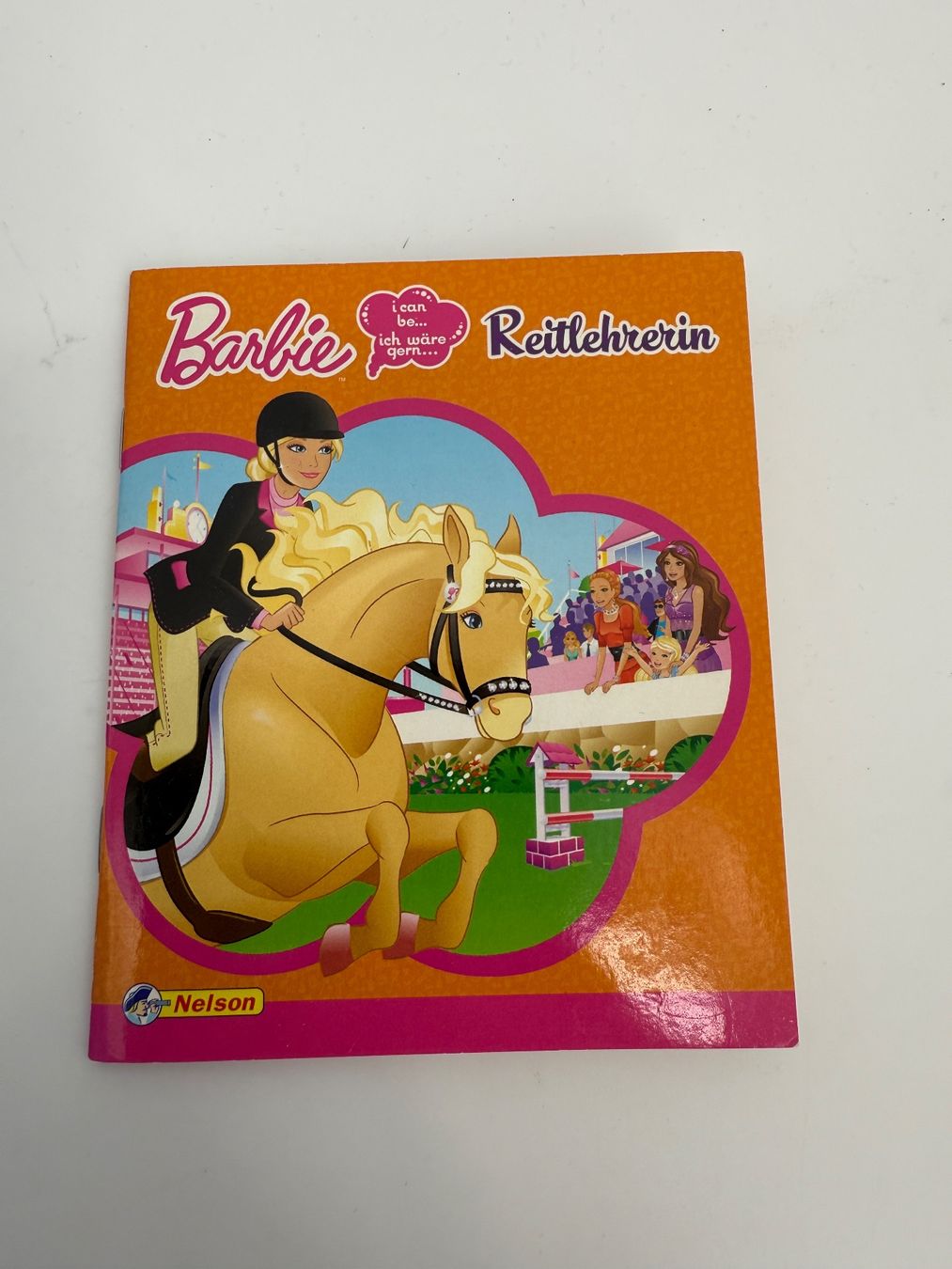 Libri: Barbie Reitlehrerin Buch/Büchlein von Nelson – Usato da Auenstein venduto da moin.