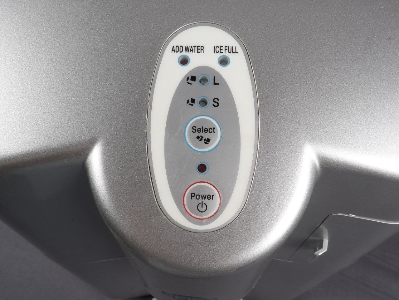 Elettrodomestici da cucina: BETEC Eiswürfelmaschine – Usato da Steinen venduto da Restwert_Steinen 7