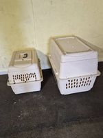 2x Hundekasten/ 2 Caisses de transport pour chien