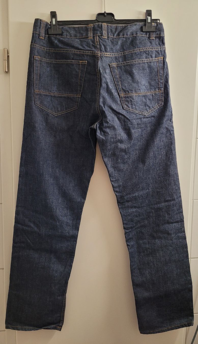 Jeans: Jeans – Nuovo (secondo la descrizione) da Biel/Bienne venduto da Leila32 1
