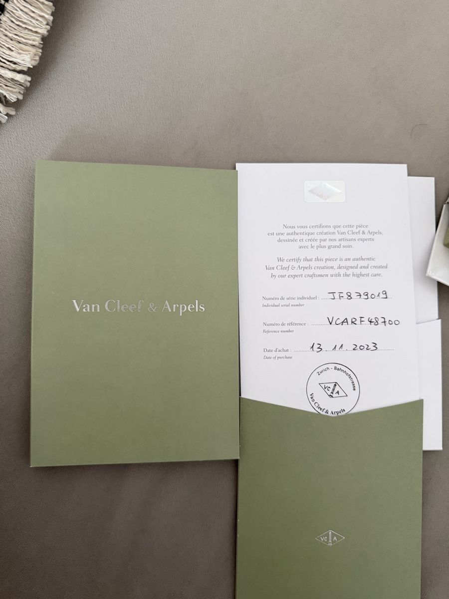 Van Cleef Catenine: Van Cleef & Arpels Alhambra, Kette, Perlmutt Neu! – Nuovo (secondo la descrizione) da Fahrweid venduto da jelena.pavlovic 2