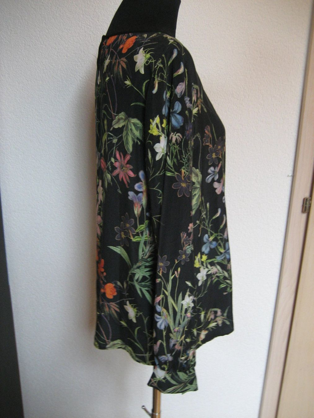 Marc O'Polo Camicette: Blouse en cupro Marc O'Polo taille 40 – Usato da Delémont venduto da marryb 2