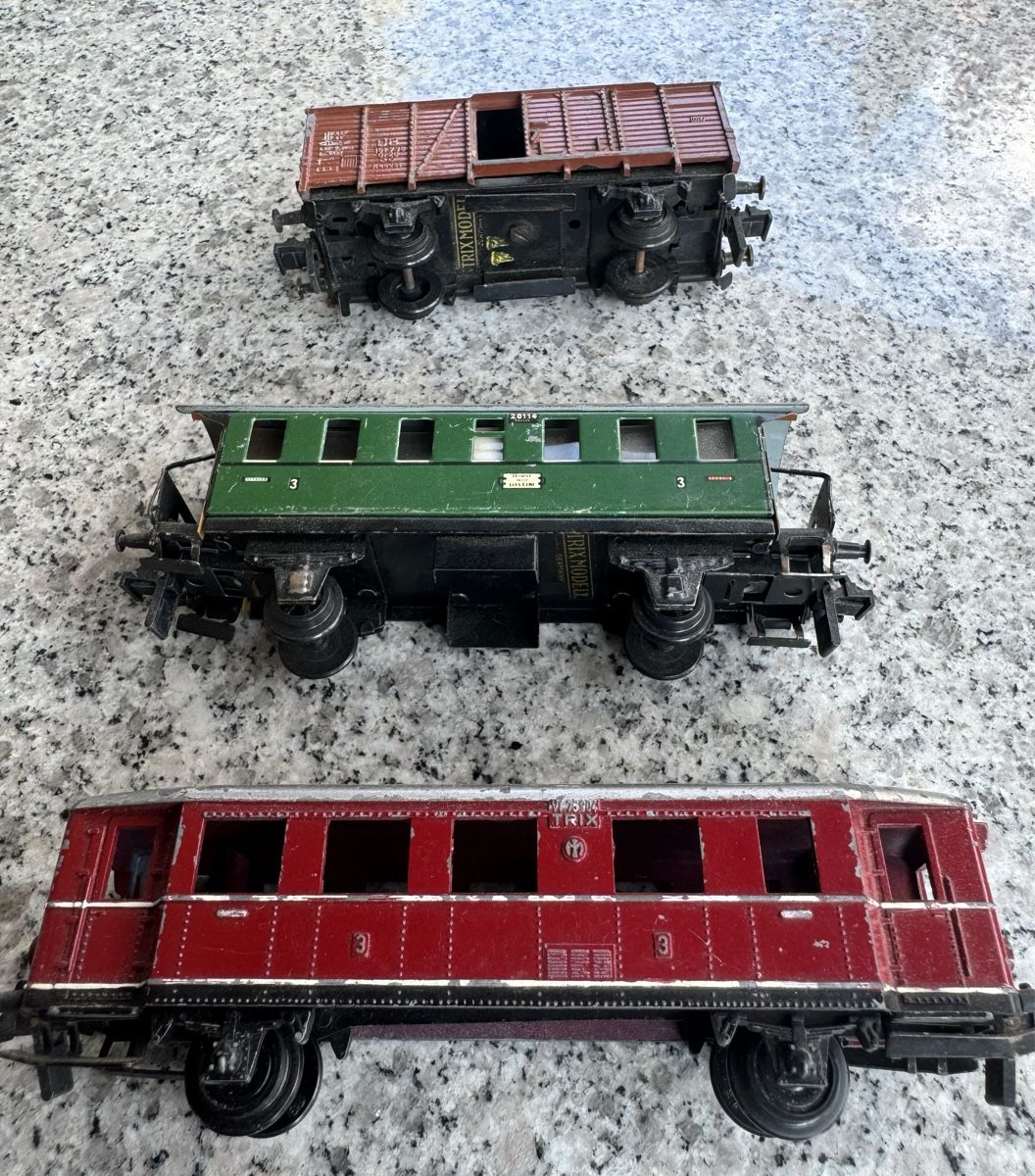 Trix Modellini di ferrovie: Wagen TrixModell Germany Lot – Difettoso da Magden venduto da Ireg59 1