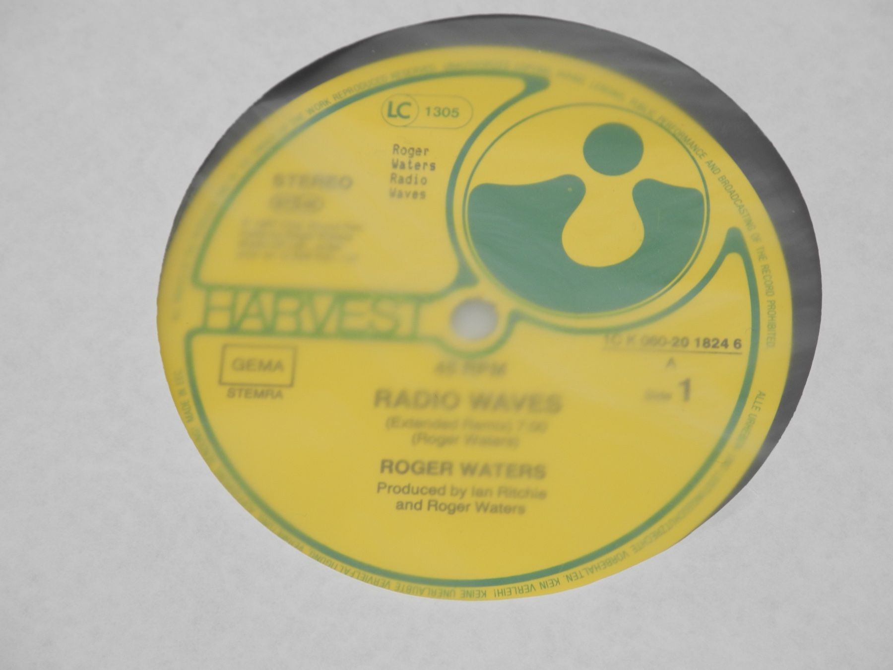 Dischi in vinile: ROGER WATERS: RADIO WAVES - HARVEST - MAXI – Nuovo (secondo la descrizione) da Fahrwangen venduto da Swirl2 2