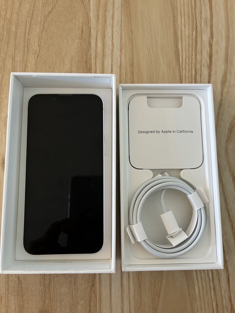 Apple Handys / Smartphones: IPhone 13 mini white - 256GB (including case) – Gebraucht aus Zürich von iki_dbv7 1