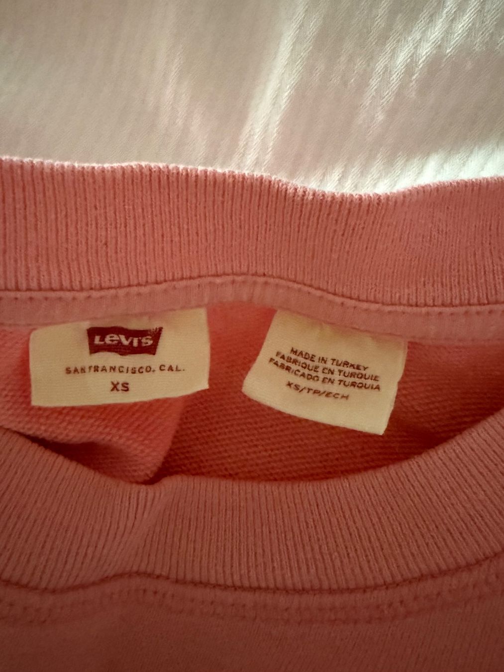 Levi's Pullover & Sweatshirts: Levis Pullover / Sweatshirt rosa – Neu (gemäss Beschreibung) aus Zürich von olivia7747 2