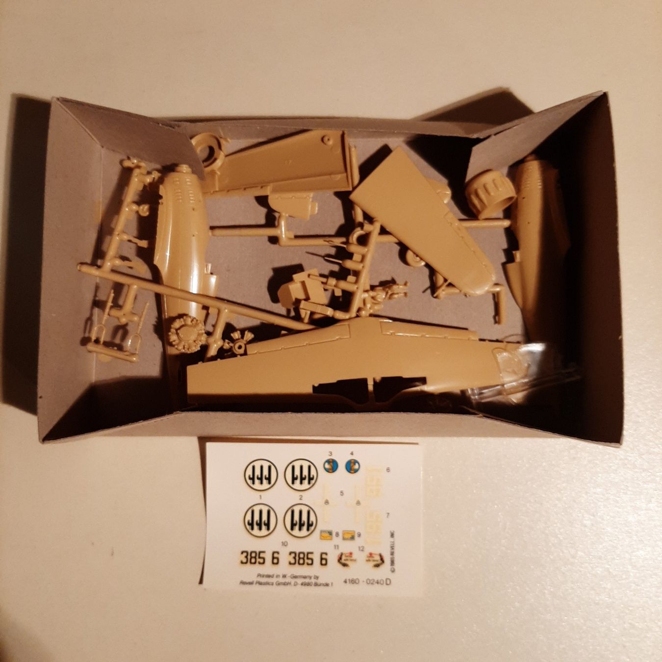 Revell Kit di modellismo & Modellini statici: 688 ... Macchi C. 200 Saetta ... Revell 4160 – Usato da Bonstetten venduto da Benibanny59 2